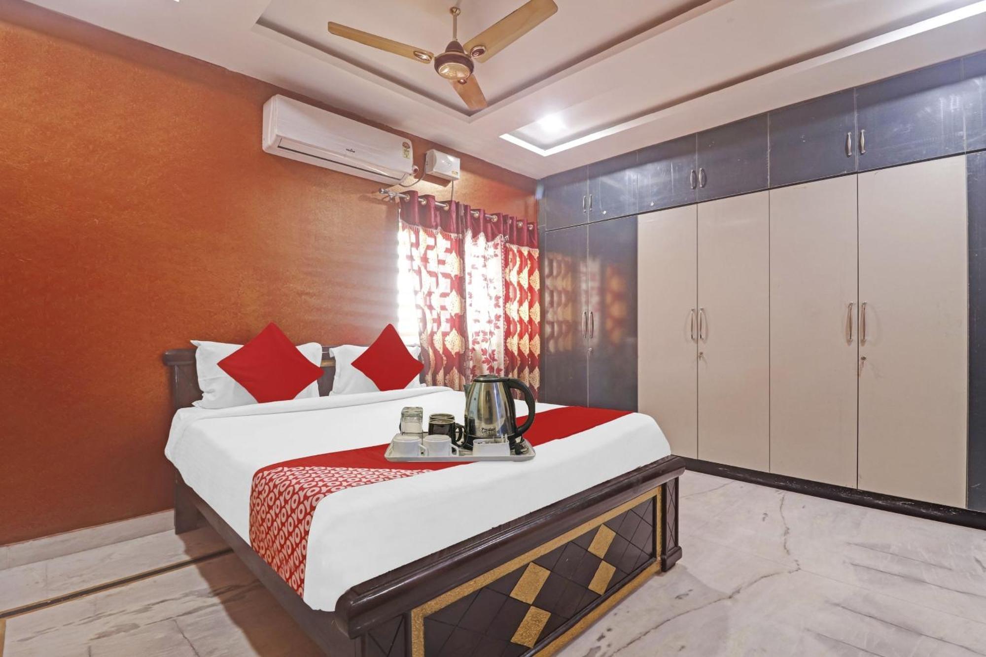 Hotel O Royal Stay Near Mantra Mall Haidar Sahibguda 外观 照片