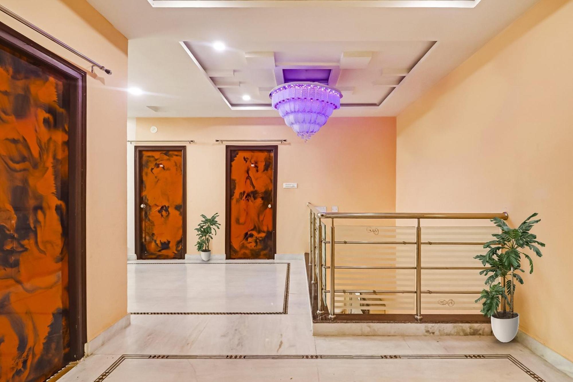 Hotel O Royal Stay Near Mantra Mall Haidar Sahibguda 外观 照片